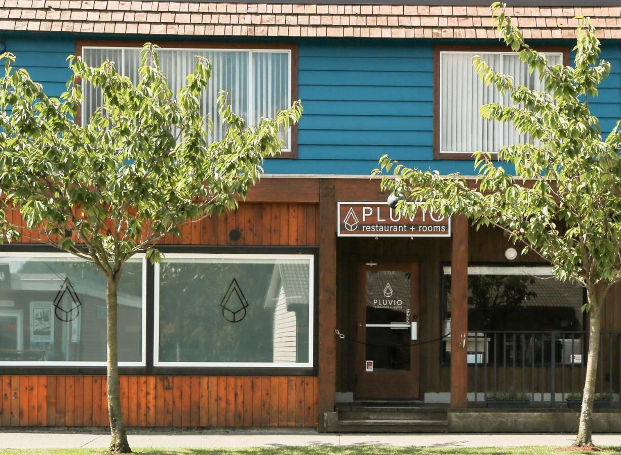Pluvio Restaurant And Rooms Юклулет Экстерьер фото